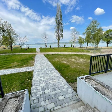 Siesta Apartman Balatonberény Eksteriør billede